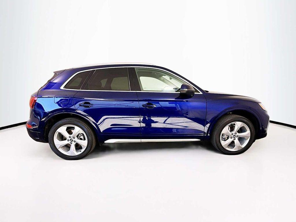 used 2022 Audi Q5 car, priced at $27,391