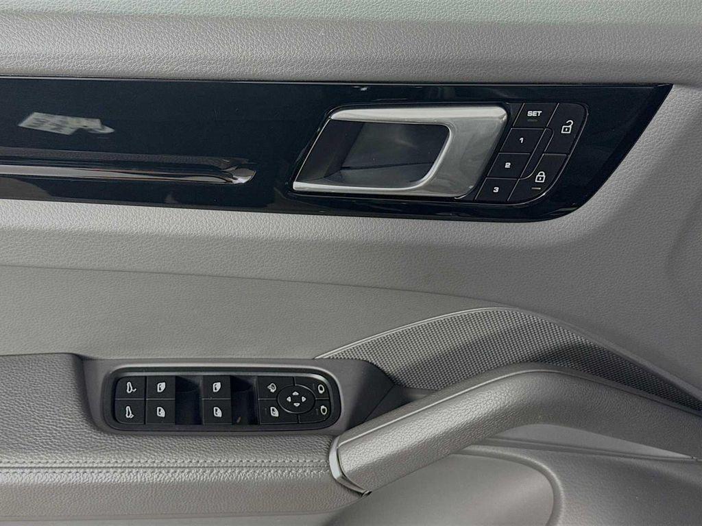 used 2022 Porsche Cayenne car, priced at $76,791