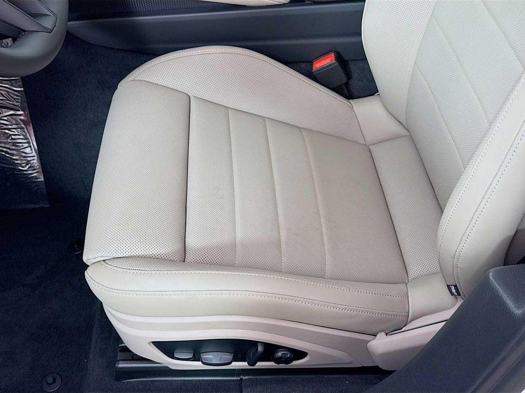 new 2025 Porsche Panamera car, priced at $117,895