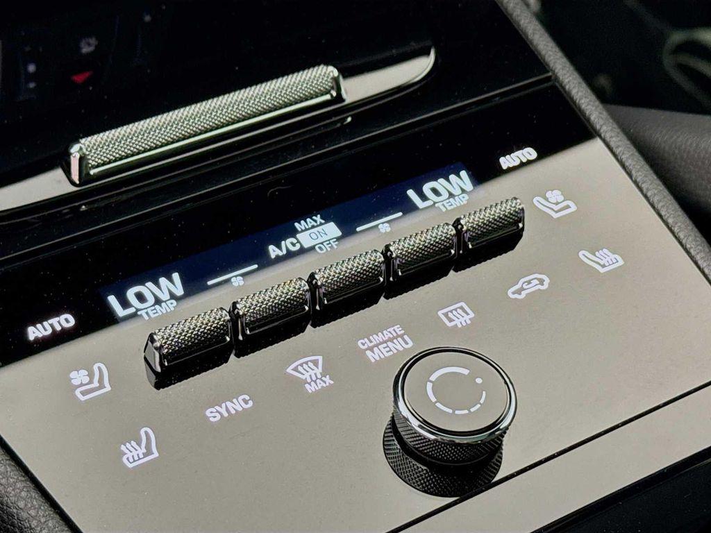 used 2024 Porsche Cayenne car, priced at $101,991