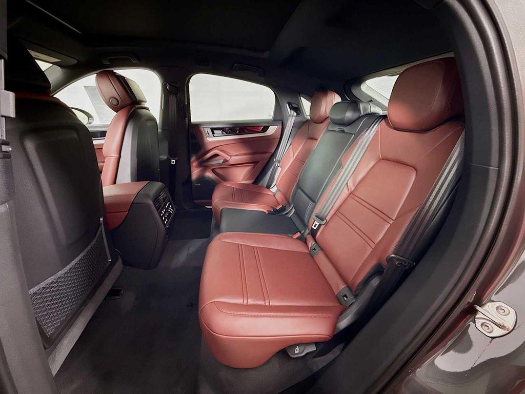 new 2025 Porsche Cayenne car, priced at $114,785