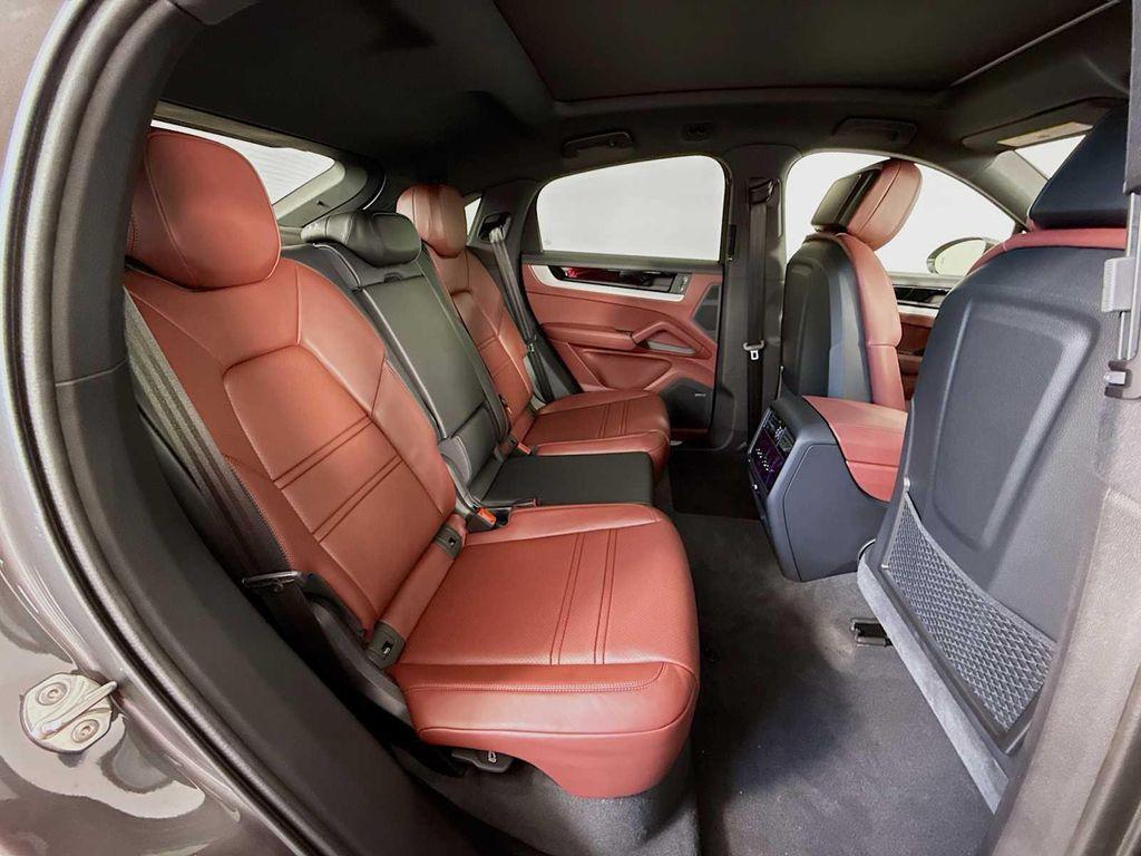 new 2025 Porsche Cayenne car, priced at $114,785