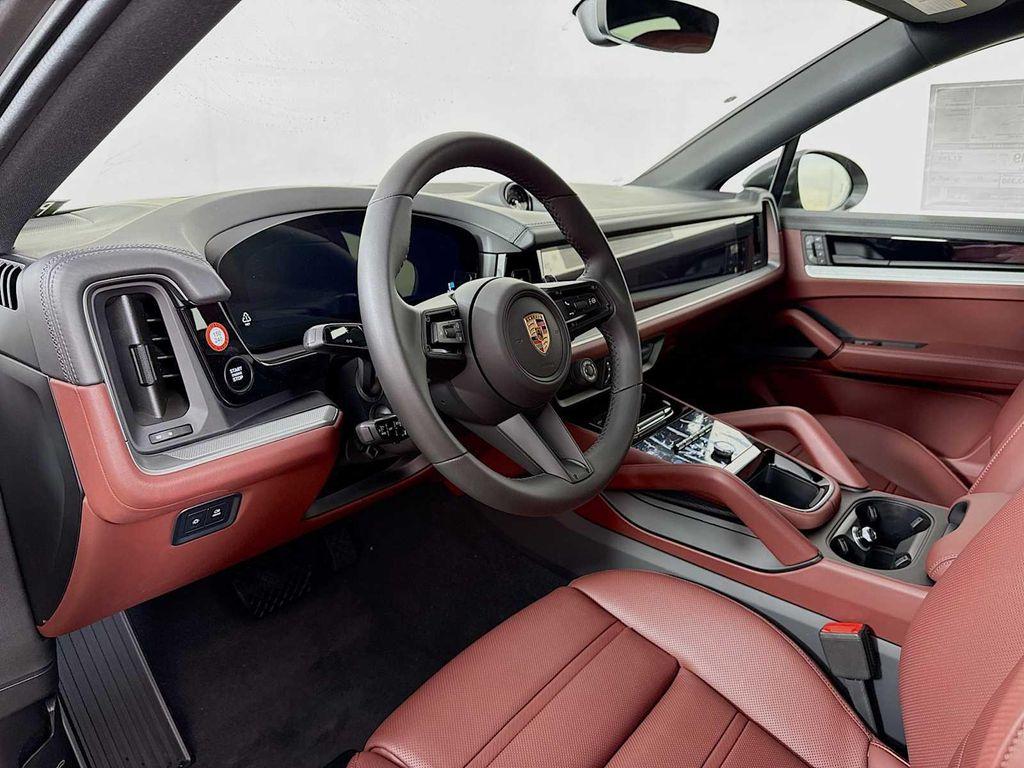 new 2025 Porsche Cayenne car, priced at $114,785