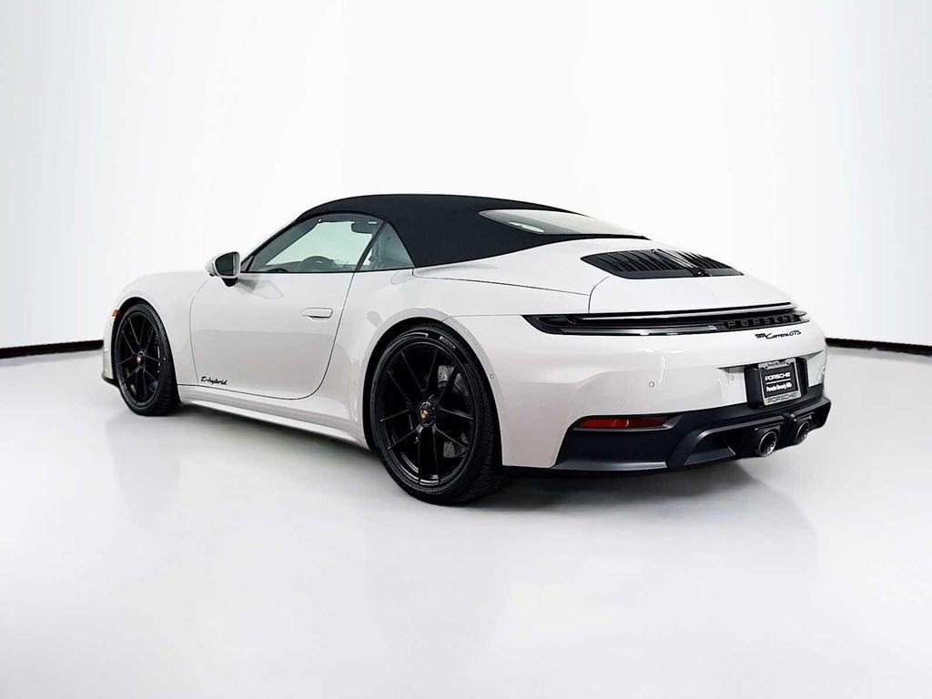 new 2026 Porsche 911 car, priced at $211,280