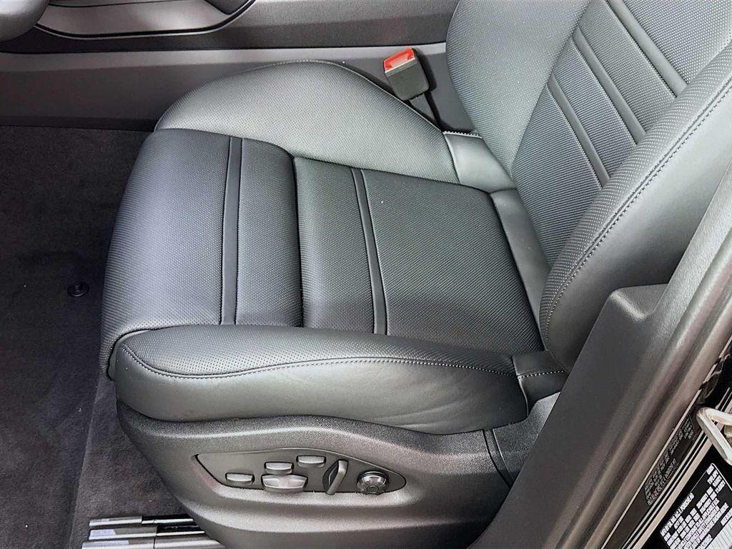 new 2025 Porsche Cayenne car, priced at $103,115