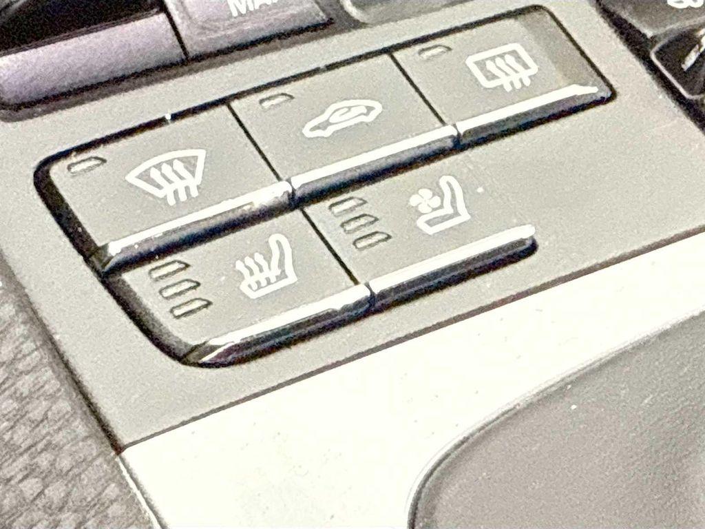 new 2025 Porsche 718 Cayman car, priced at $88,895