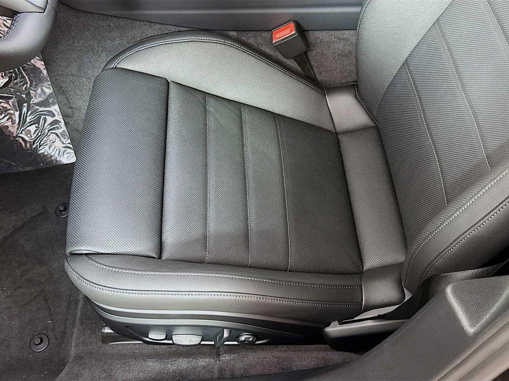 new 2026 Porsche Panamera car, priced at $123,260