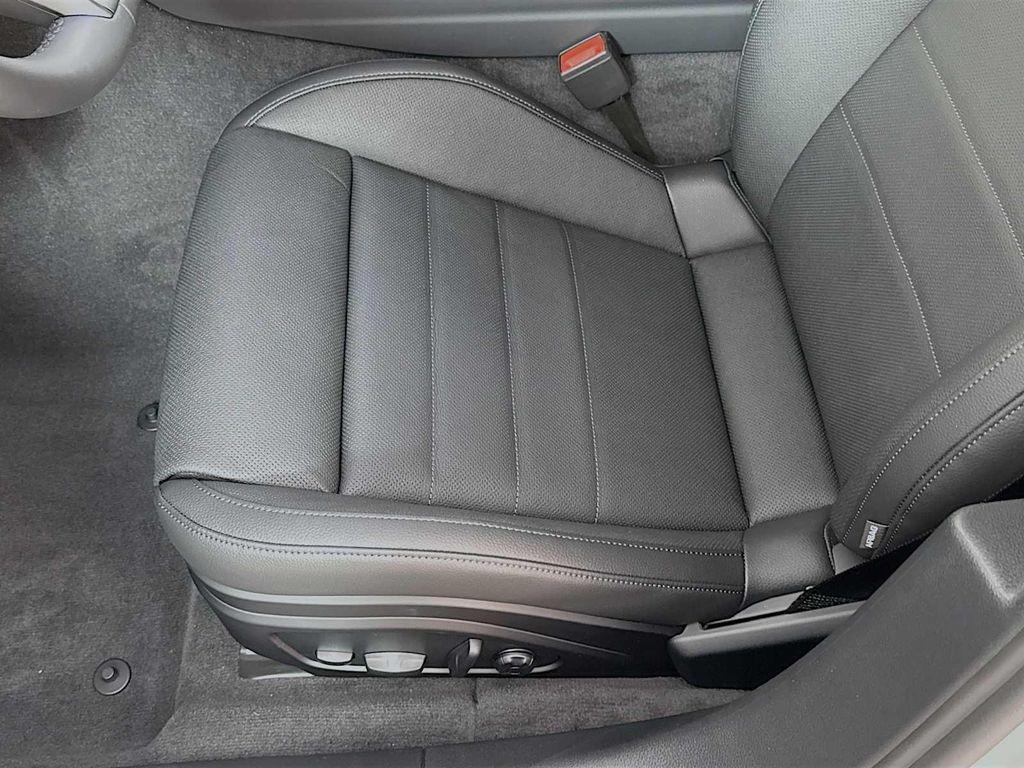 new 2026 Porsche Panamera car, priced at $128,070