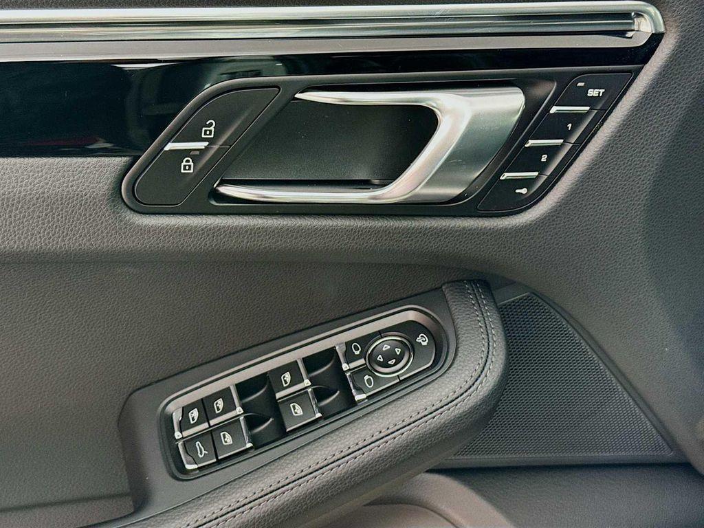 new 2026 Porsche Macan car