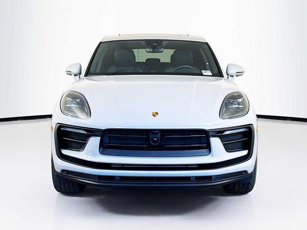 new 2026 Porsche Macan car