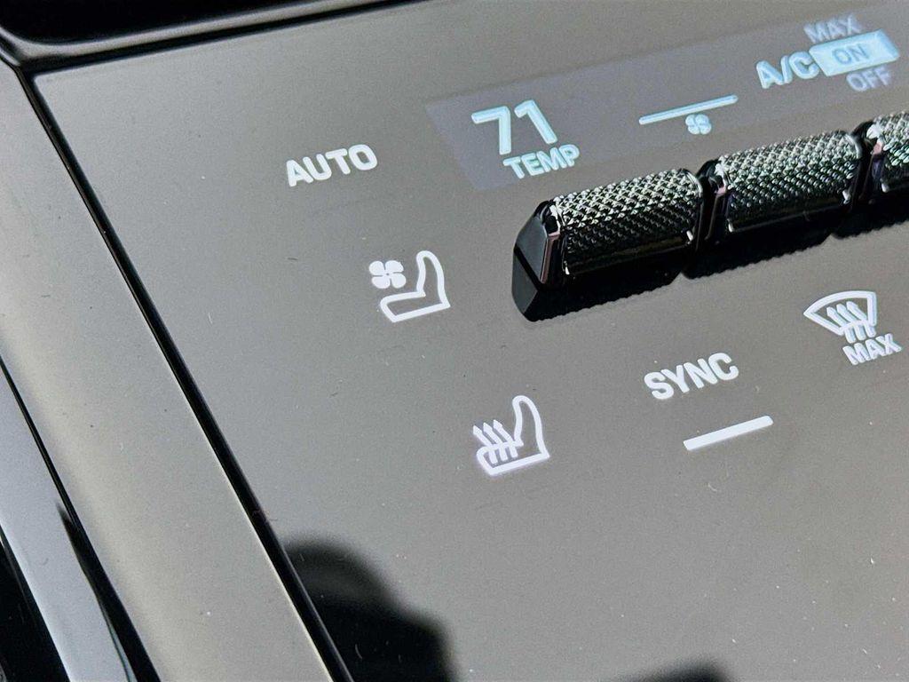 new 2026 Porsche Panamera car, priced at $128,070