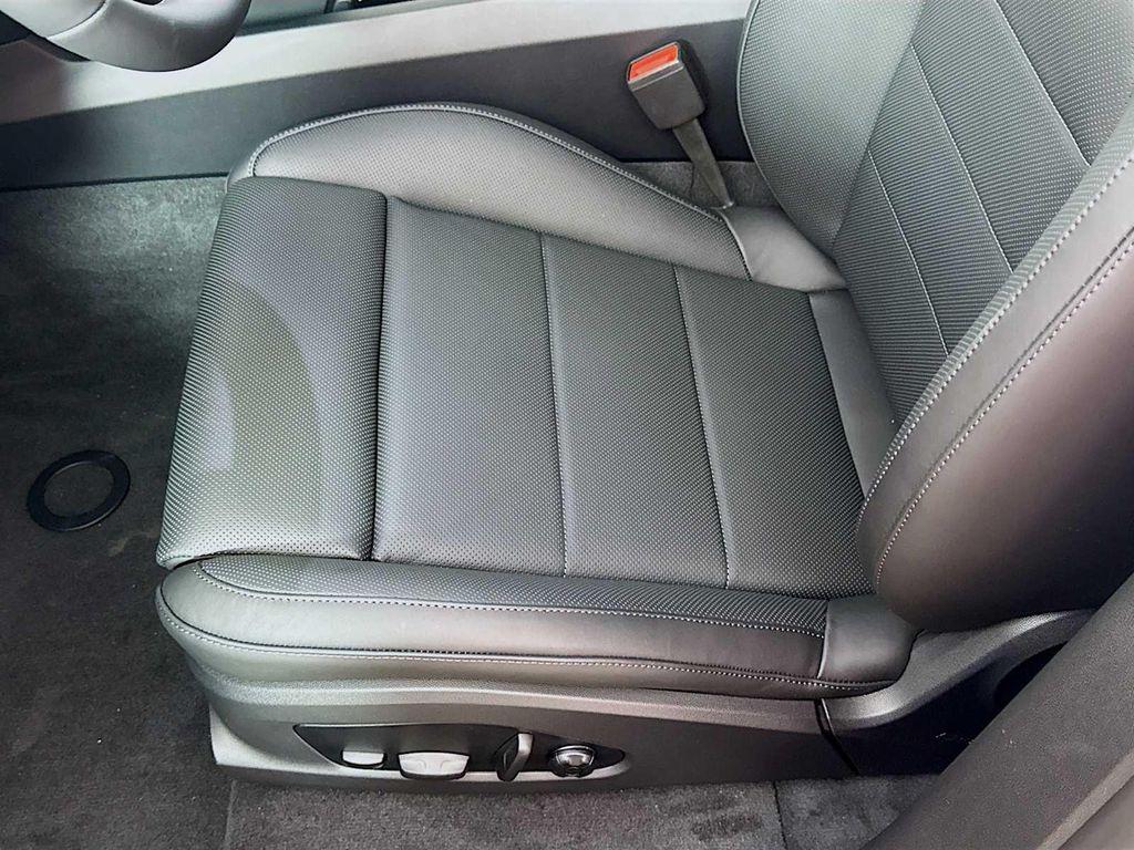 new 2025 Porsche Macan car, priced at $121,595