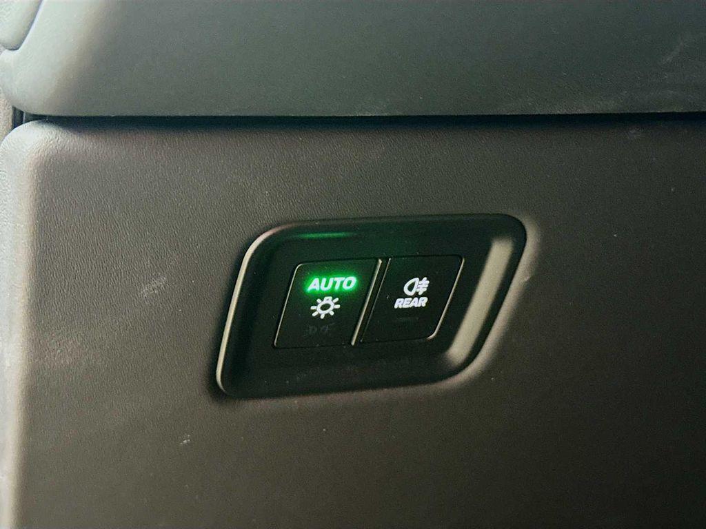 new 2025 Porsche Macan car, priced at $121,595