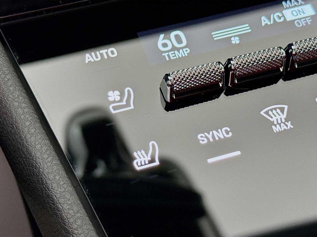 new 2025 Porsche Cayenne car, priced at $100,545