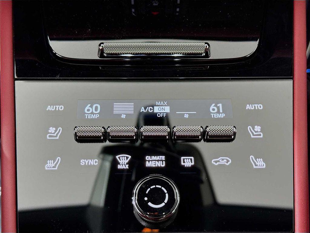 new 2025 Porsche Cayenne car, priced at $106,895