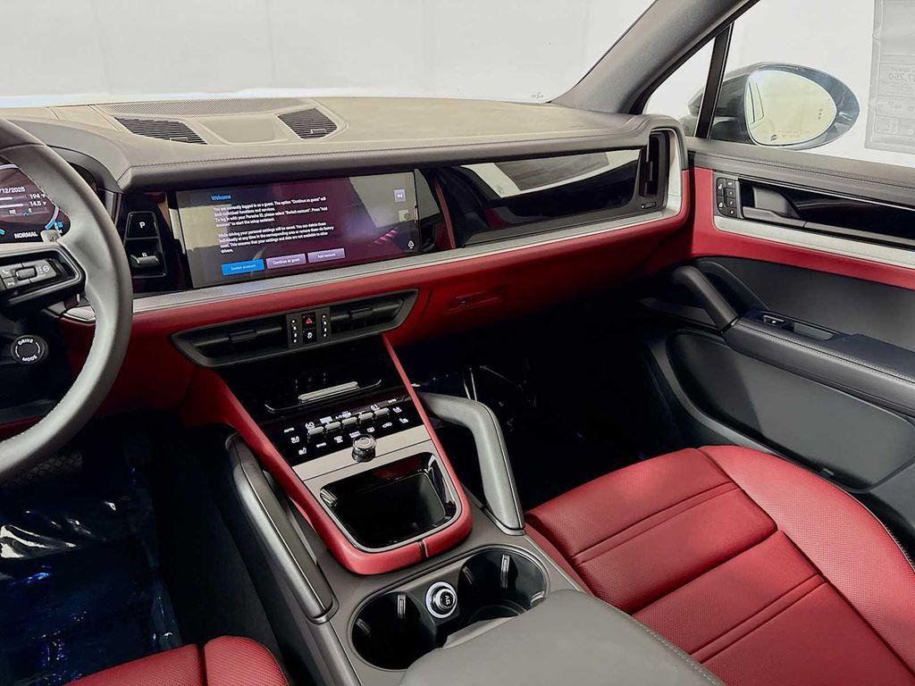 new 2025 Porsche Cayenne car, priced at $106,895