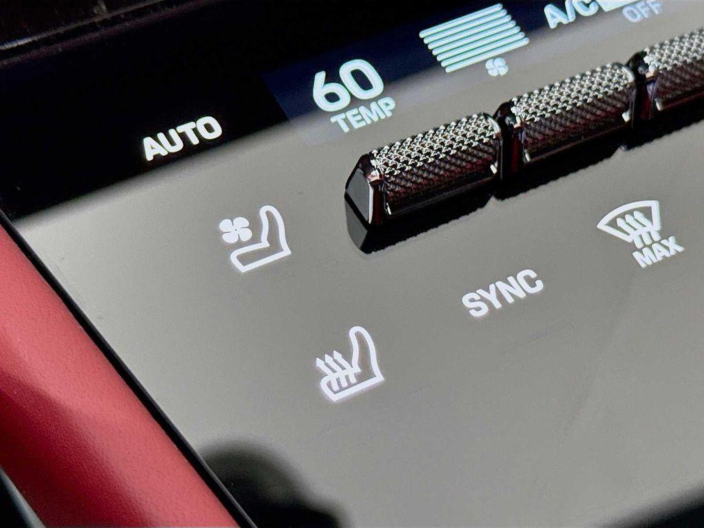 new 2025 Porsche Cayenne car, priced at $106,895