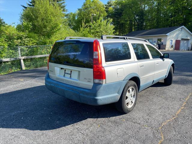used 2004 Volvo XC70 car, priced at $5,495