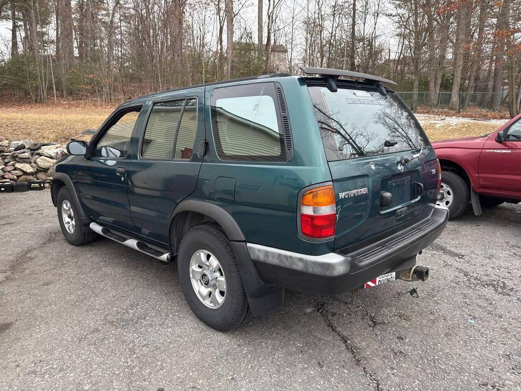 used 1997 Nissan Pathfinder car, priced at $6,495