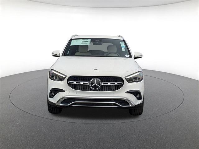 new 2025 Mercedes-Benz GLA 250 car, priced at $47,295