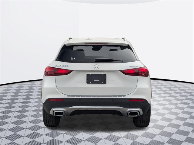 new 2025 Mercedes-Benz GLA 250 car, priced at $47,295