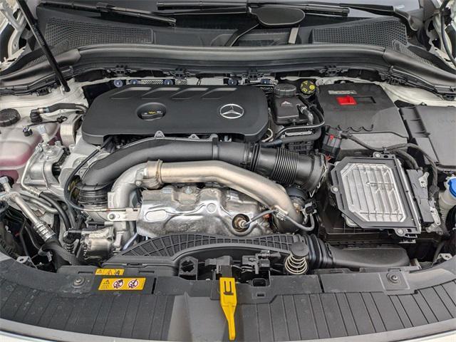 new 2025 Mercedes-Benz GLA 250 car, priced at $47,295