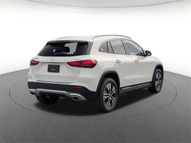 new 2025 Mercedes-Benz GLA 250 car, priced at $47,295