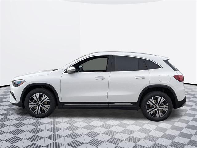 new 2025 Mercedes-Benz GLA 250 car, priced at $47,295