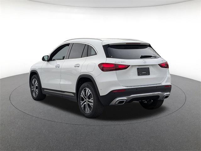 new 2025 Mercedes-Benz GLA 250 car, priced at $47,295