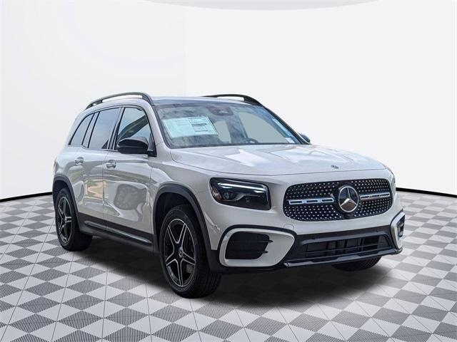 new 2024 Mercedes-Benz GLB 250 car, priced at $58,290