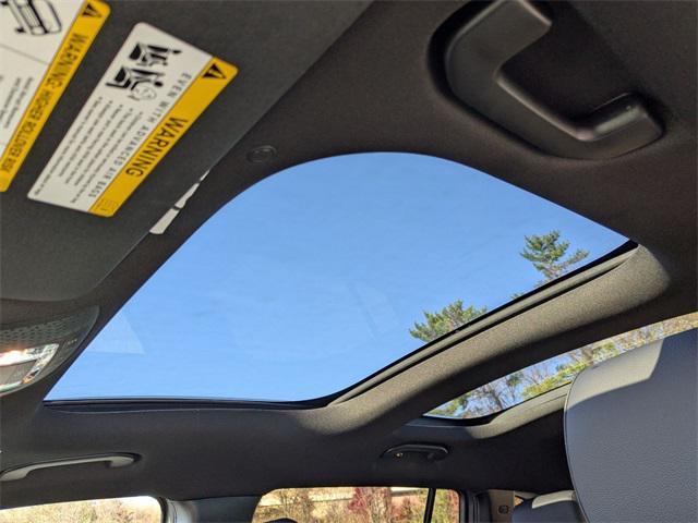 new 2026 Mercedes-Benz GLB 250 car, priced at $53,295