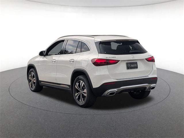 new 2026 Mercedes-Benz GLA 250 car, priced at $49,160