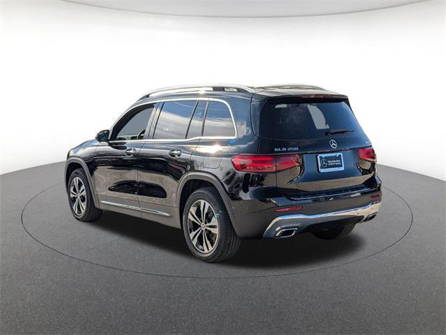 used 2025 Mercedes-Benz GLB 250 car, priced at $42,900