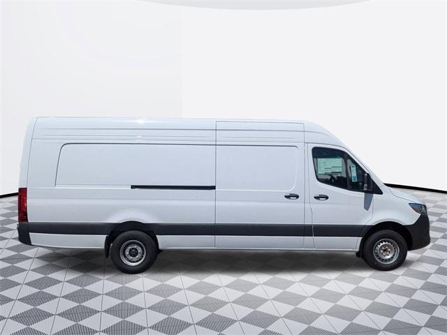 new 2024 Mercedes-Benz Sprinter 3500 car, priced at $71,894