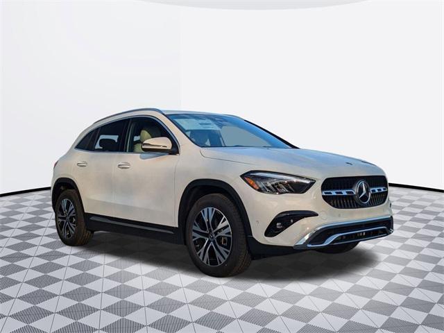 new 2025 Mercedes-Benz GLA 250 car, priced at $47,295