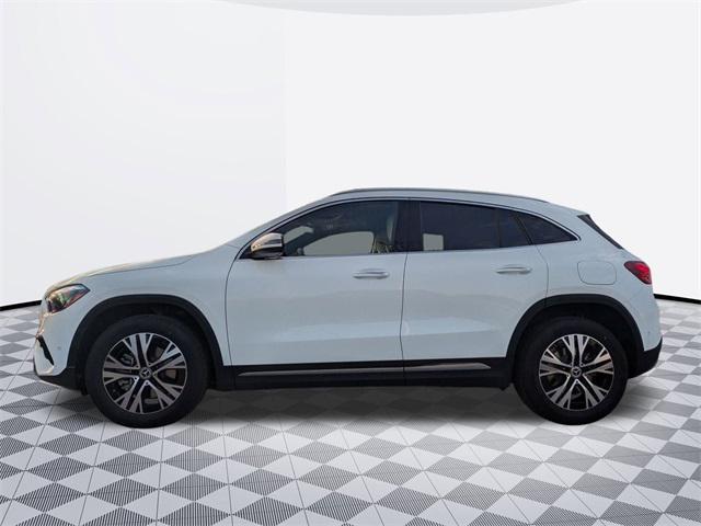 new 2025 Mercedes-Benz GLA 250 car, priced at $47,295