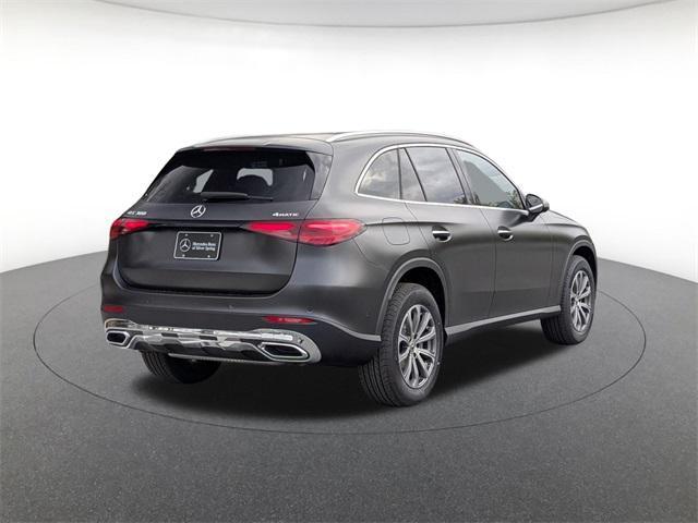 new 2026 Mercedes-Benz GLC 300 car, priced at $59,935