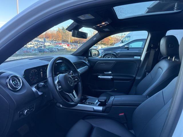 used 2022 Mercedes-Benz GLB 250 car, priced at $32,900