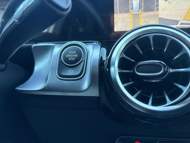 used 2022 Mercedes-Benz GLB 250 car, priced at $32,900