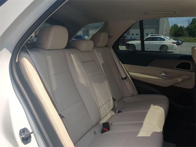 new 2025 Mercedes-Benz GLE 350 car, priced at $67,160