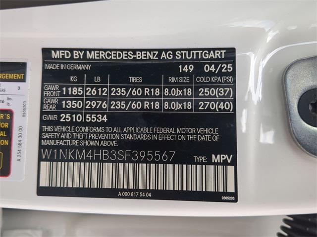 new 2025 Mercedes-Benz GLC 300 car, priced at $54,185