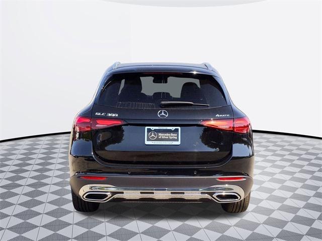 new 2025 Mercedes-Benz GLC 300 car, priced at $57,085