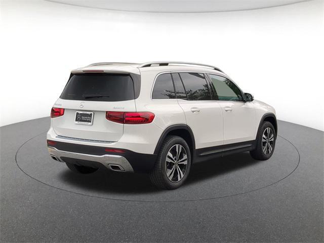 new 2025 Mercedes-Benz GLB 250 car, priced at $46,550