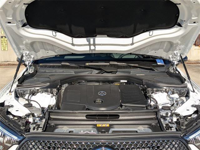 new 2026 Mercedes-Benz GLC 300 car, priced at $60,585