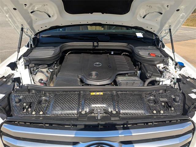 new 2026 Mercedes-Benz GLS 450 car, priced at $101,915