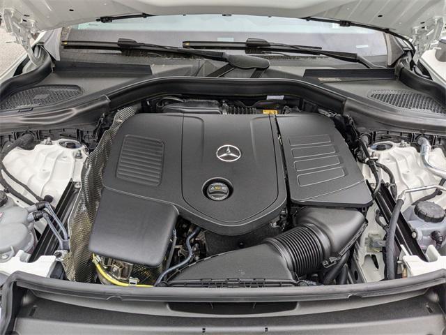 new 2025 Mercedes-Benz GLC 300 car, priced at $56,270
