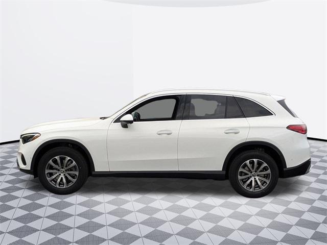 new 2025 Mercedes-Benz GLC 300 car, priced at $56,270
