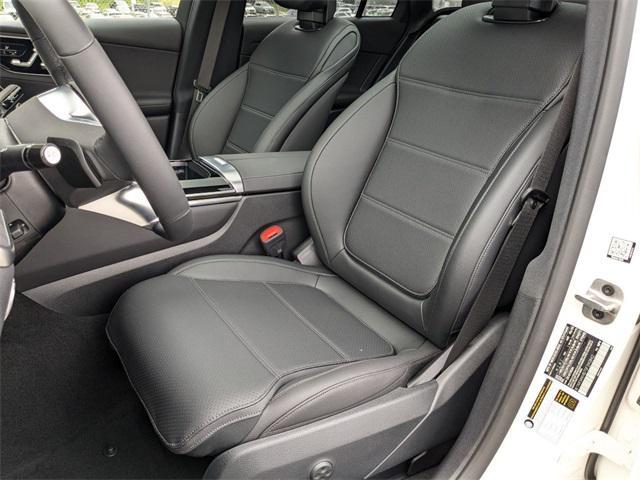 new 2025 Mercedes-Benz GLC 300 car, priced at $56,270