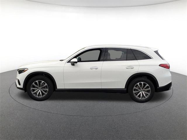 new 2025 Mercedes-Benz GLC 300 car, priced at $56,270