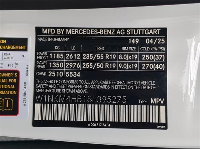 new 2025 Mercedes-Benz GLC 300 car, priced at $59,550